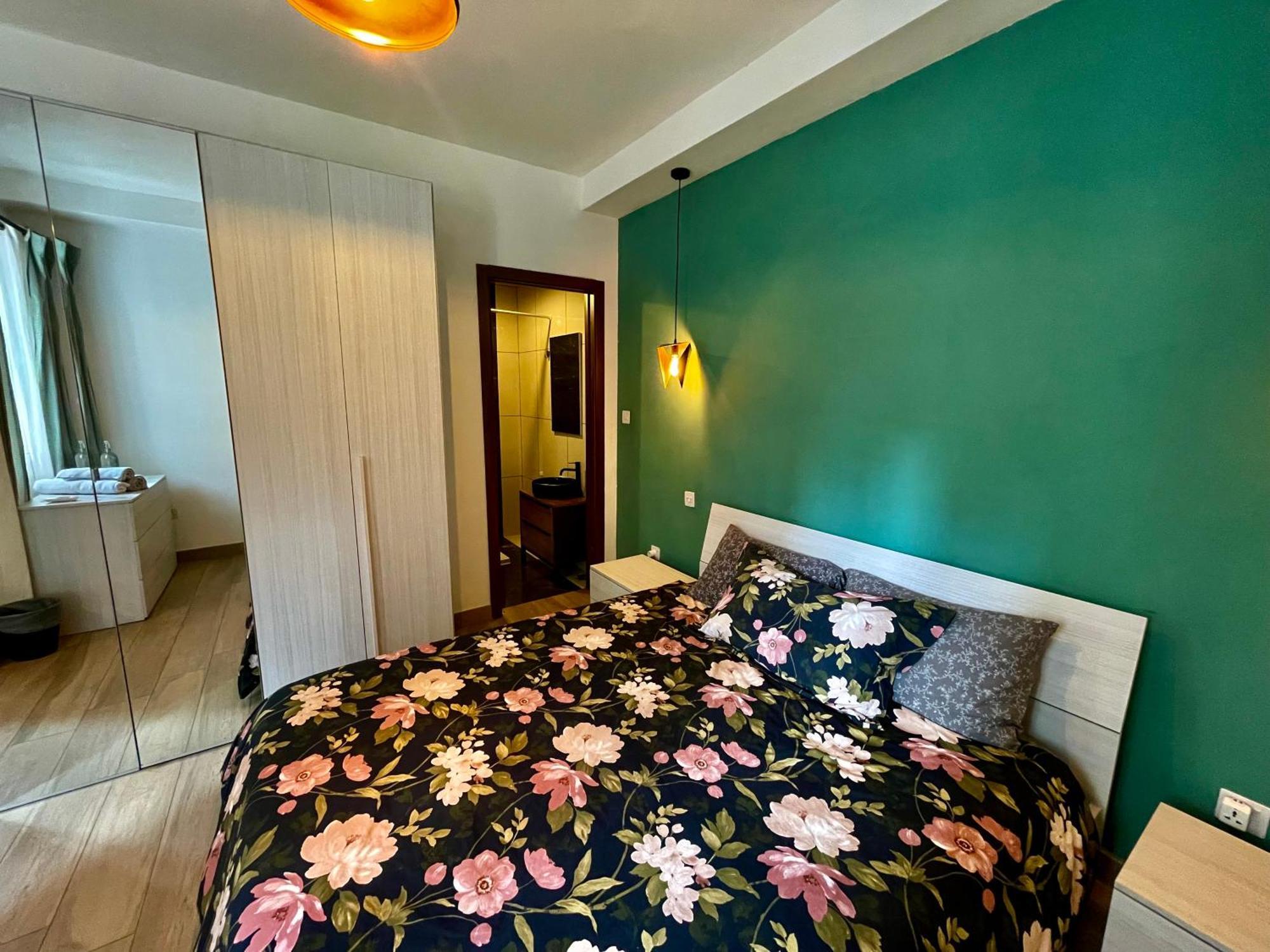 Airport Accommodation Deluxe Bedroom And Private Bathroom Near Airport Self Check In And Self Check Out Mqabba Екстериор снимка